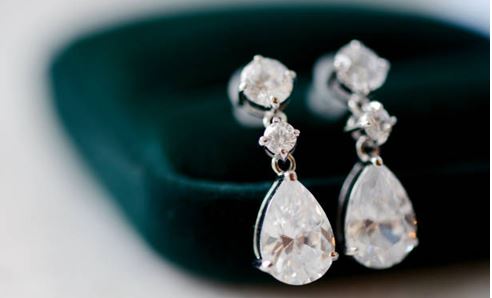 Geschenk für Diamantene Hochzeit: Ideen und Inspirationen für ein Unvergessliches Jubiläum